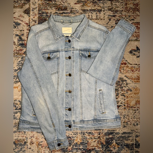 Universal Thread Light Blue Jean Jacket - Picture 3 of 5